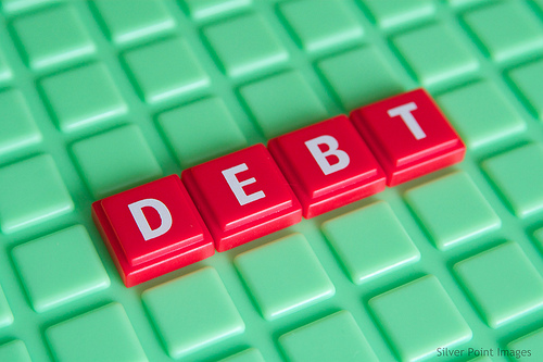 5 Reasons Why You Should Get Into A Debt Settlement Program