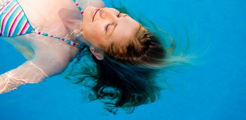 Keeping Healthy Hair While Swimming