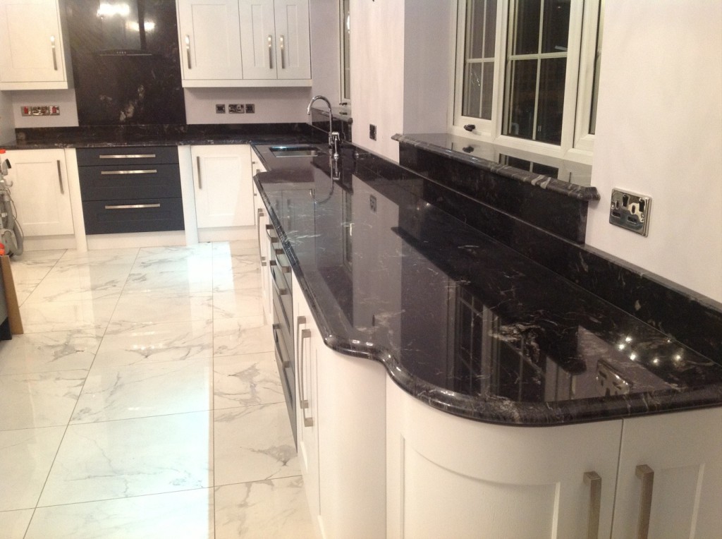 Choosing A Granite Worktop? Here Are The Main Factors You Need to Consider